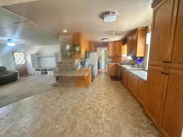 16216 Duggans Rd, Grass Valley, CA 95949