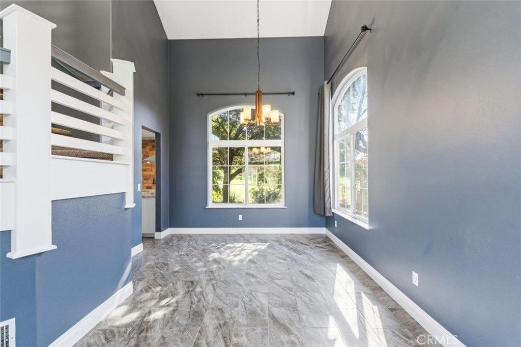 Image 5 of property listing at 21678 Eastmere Lane, Friant, CA 93626