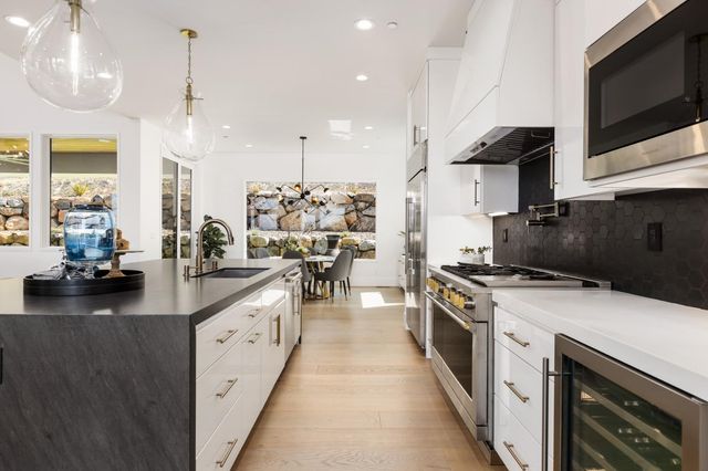 2611 Pinnacle View Dr, Meadow Vista, CA 95722