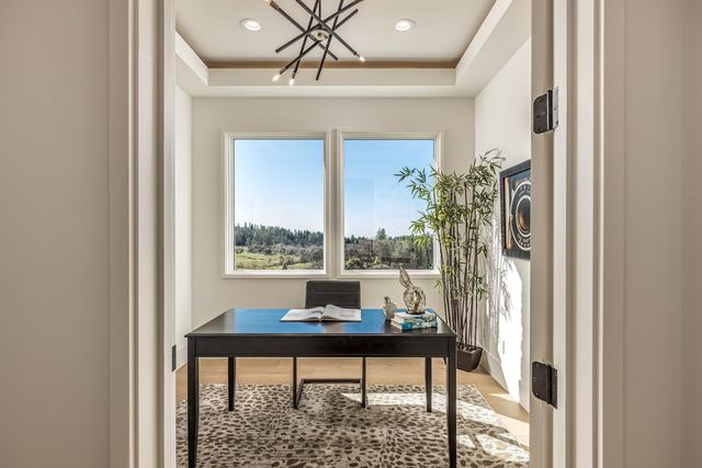 2611 Pinnacle View Dr, Meadow Vista, CA 95722