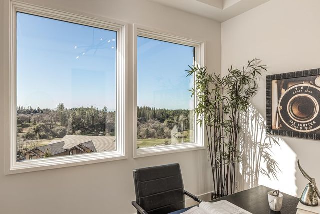 2611 Pinnacle View Dr, Meadow Vista, CA 95722