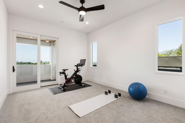 2611 Pinnacle View Dr, Meadow Vista, CA 95722