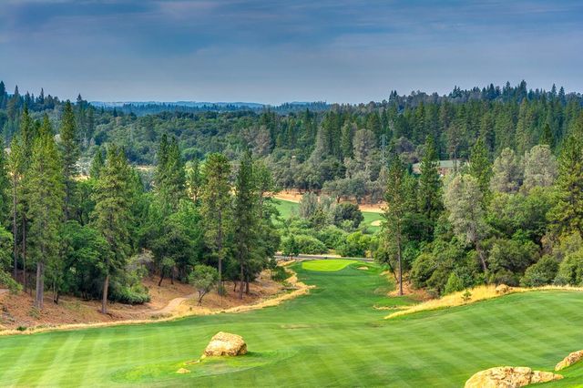 2611 Pinnacle View Dr, Meadow Vista, CA 95722