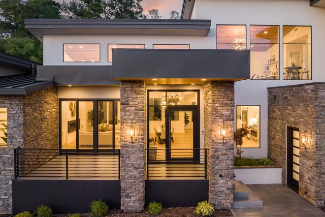 2611 Pinnacle View Dr, Meadow Vista, CA 95722