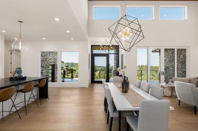 2611 Pinnacle View Dr, Meadow Vista, CA 95722