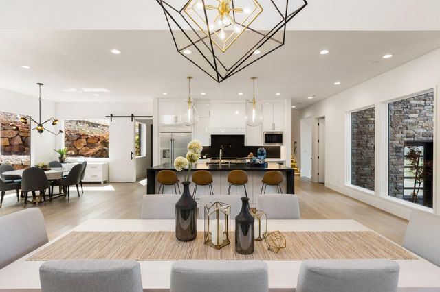 2611 Pinnacle View Dr, Meadow Vista, CA 95722