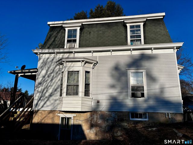 77 Chapman Street, Putnam, CT 06260