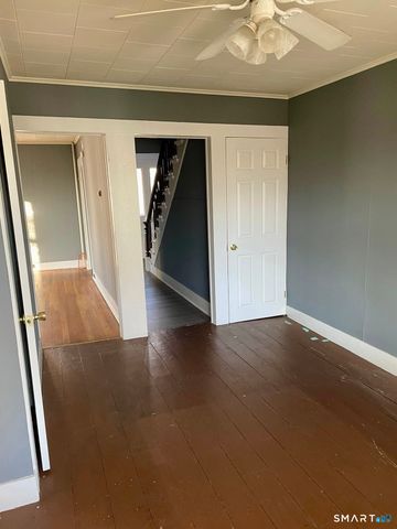 77 Chapman Street, Putnam, CT 06260