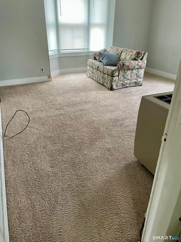 77 Chapman Street, Putnam, CT 06260