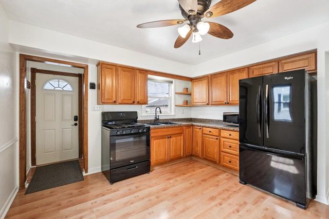 3439 S 80th Street, Milwaukee, WI 53219