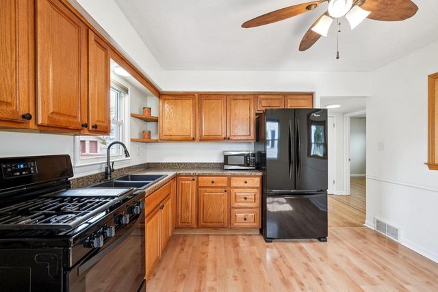 3439 S 80th Street, Milwaukee, WI 53219