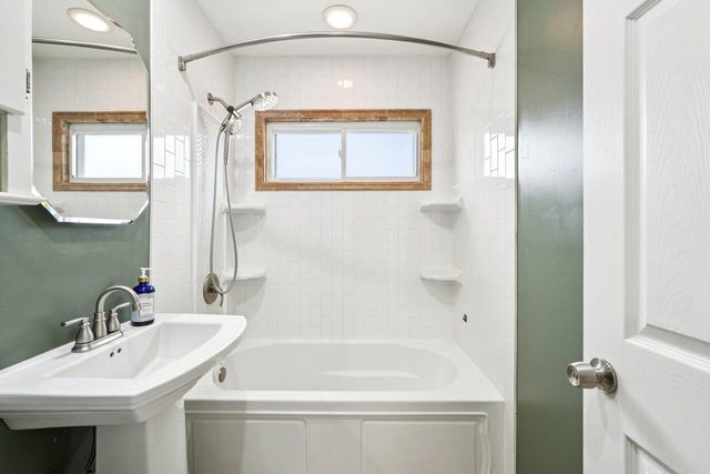 3439 S 80th Street, Milwaukee, WI 53219