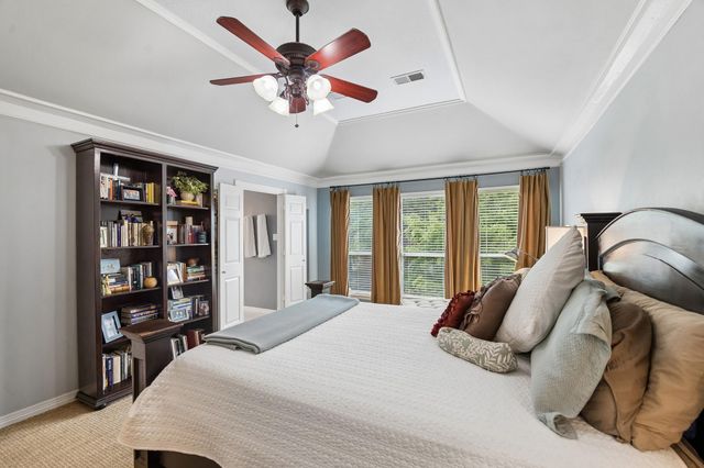 5918 Center Court Drive, Spring, TX 77379