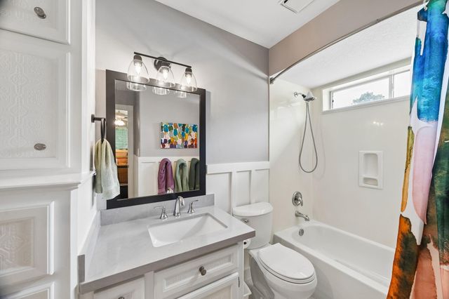 5918 Center Court Drive, Spring, TX 77379