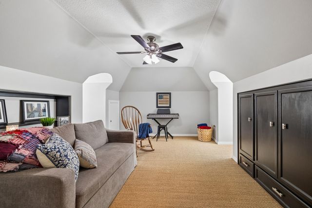 5918 Center Court Drive, Spring, TX 77379