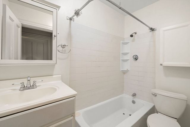 76 Carolina Ave 1, Boston, MA 02130
