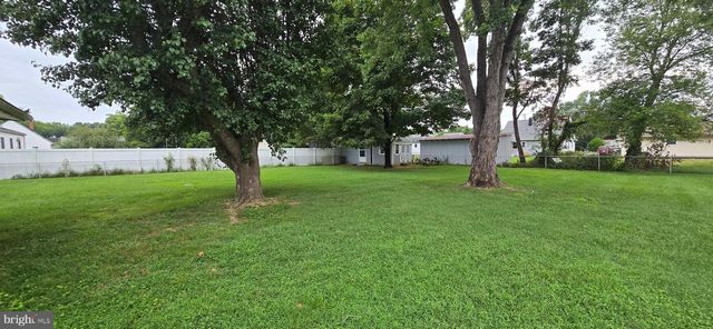 205 HAMILTON ST, Fredericksburg, VA 22408