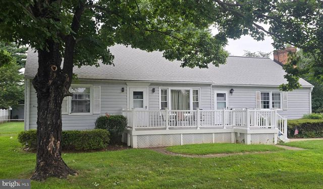 205 HAMILTON ST, Fredericksburg, VA 22408