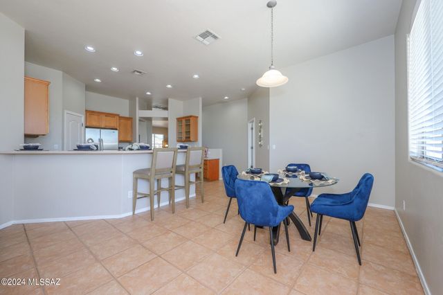 7856 N Rondure Loop, Tucson, AZ 85743