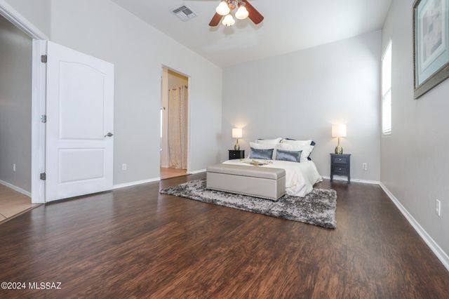 7856 N Rondure Loop, Tucson, AZ 85743