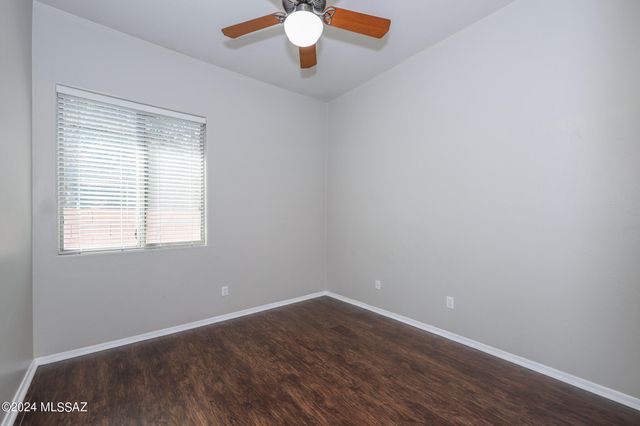 7856 N Rondure Loop, Tucson, AZ 85743