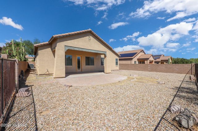 7856 N Rondure Loop, Tucson, AZ 85743