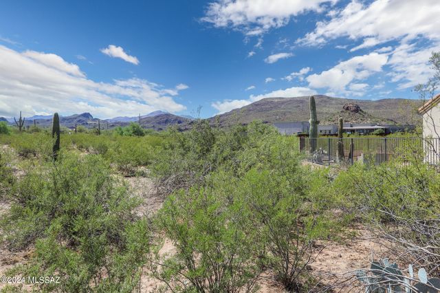 7856 N Rondure Loop, Tucson, AZ 85743