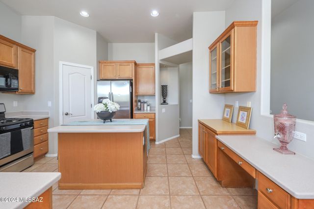 7856 N Rondure Loop, Tucson, AZ 85743