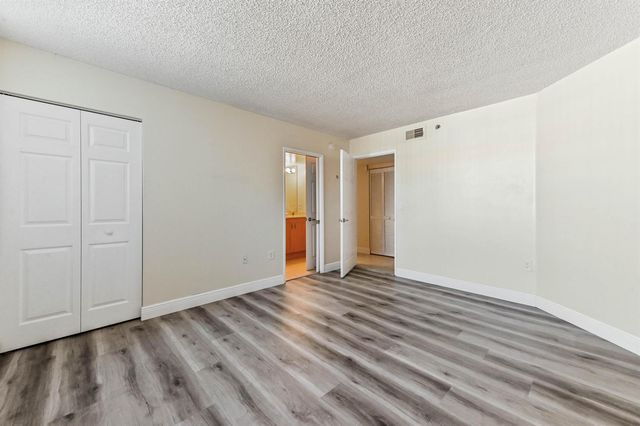 3237 Clint Moore Road 107, Boca Raton, FL 33496