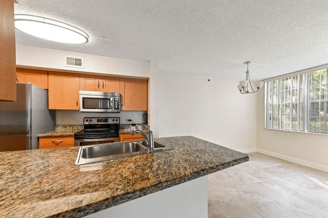 3237 Clint Moore Road 107, Boca Raton, FL 33496