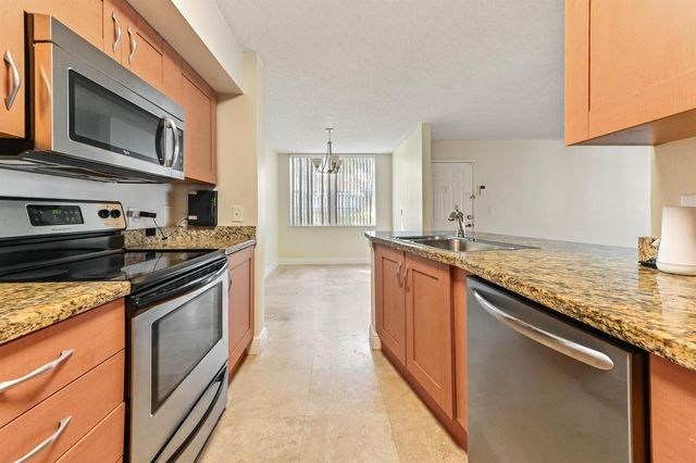 3237 Clint Moore Road 107, Boca Raton, FL 33496
