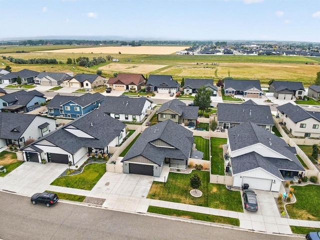 5204 Clemson Drive, Billings, MT 59106