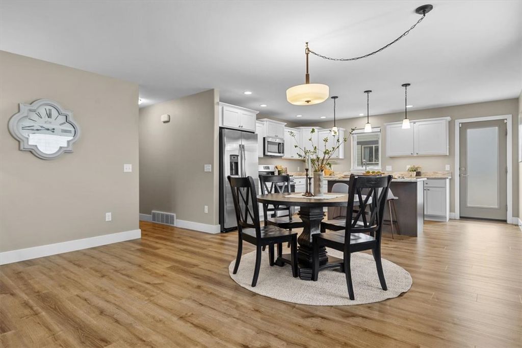 5204 Clemson Drive, Billings, MT 59106 photo 5
