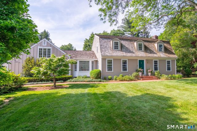 39 Old Studio Road, New Canaan, CT 06840