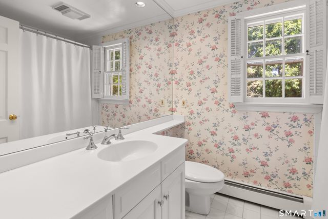 39 Old Studio Road, New Canaan, CT 06840