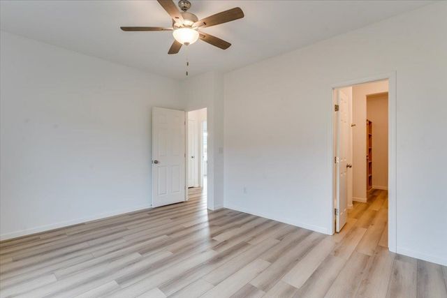 2401 S Wheatland Ct, Wichita, KS 67235