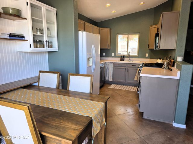 10191 E Desert Mesa Drive, Tucson, AZ 85747