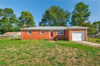 500 Greenway DR, Chesapeake, VA 23322