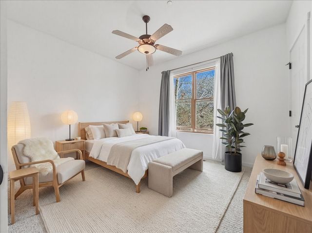 601 W San Mateo 200, Santa Fe, NM 87505