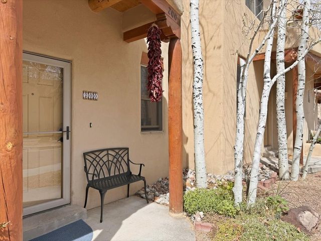 601 W San Mateo 200, Santa Fe, NM 87505