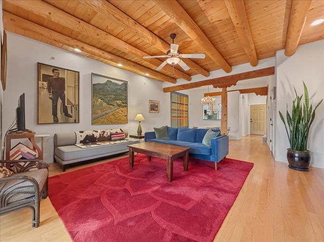 601 W San Mateo 200, Santa Fe, NM 87505