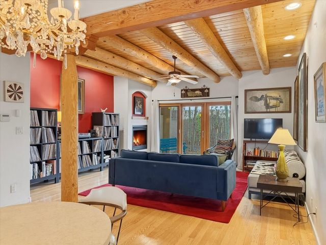 601 W San Mateo 200, Santa Fe, NM 87505