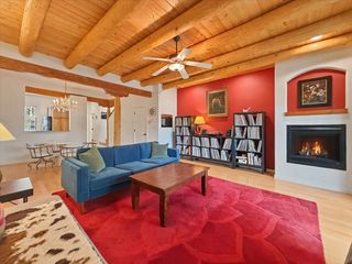 601 W San Mateo 200, Santa Fe, NM 87505