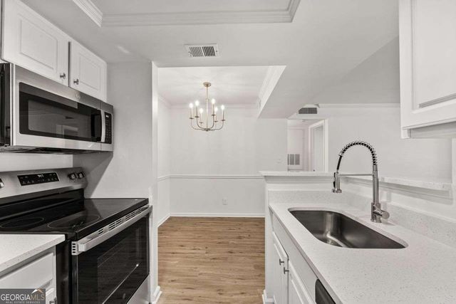 3086 Chastain Park Court NE, Atlanta, GA 30342