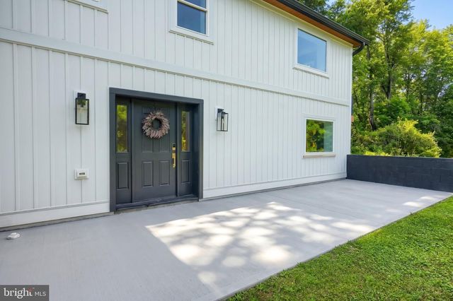 1001 FREDERICK PIKE, Littlestown, PA 17340
