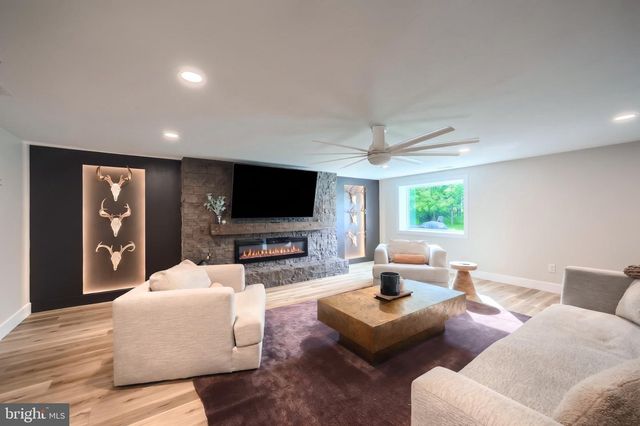 1001 FREDERICK PIKE, Littlestown, PA 17340
