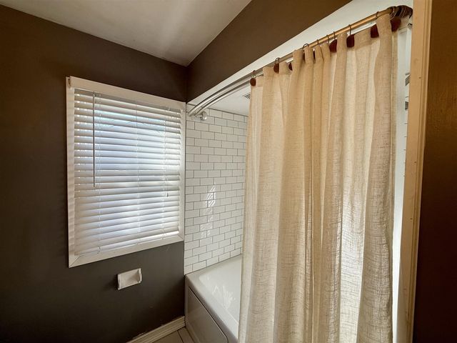 885 Argo Avenue, Grand Rapids, MI 49546