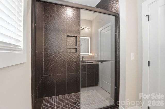 5225 Glenwalk Drive, Charlotte, NC 28269