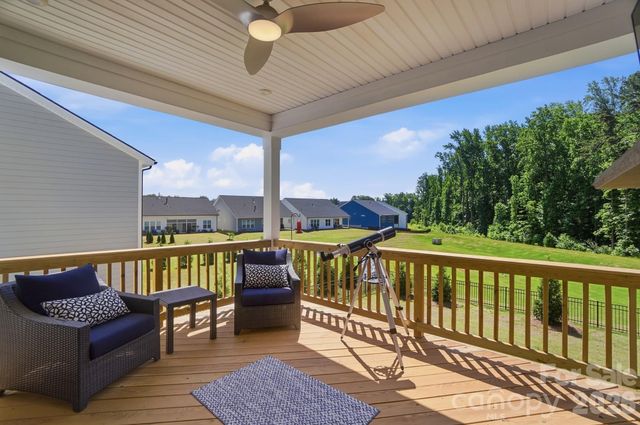 5225 Glenwalk Drive, Charlotte, NC 28269