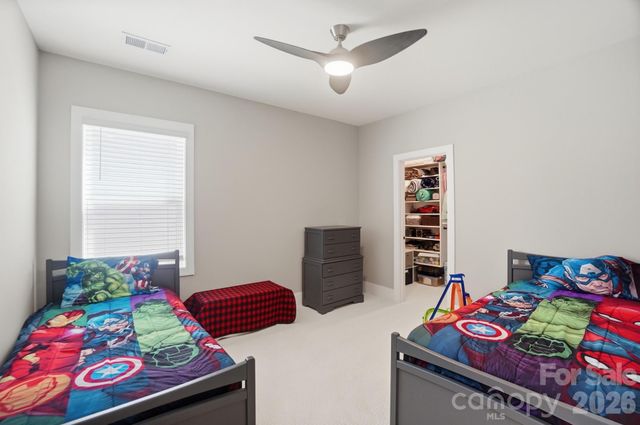 5225 Glenwalk Drive, Charlotte, NC 28269